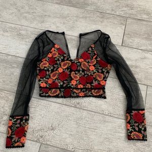 Zaful Gauzy Floral Embroidered Top